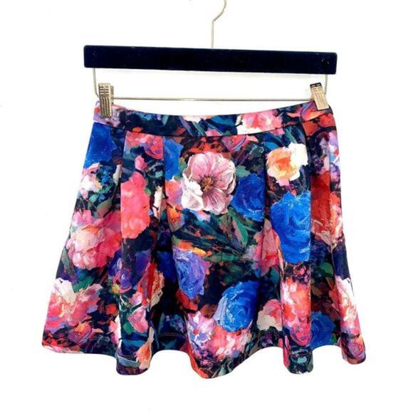 EXPRESS Floral Mini Skirt Fit & Flare Size S Pleated High Waist Black Pink Blue - Picture 1 of 4